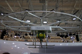 Obří prototyp dronu VoloDrone