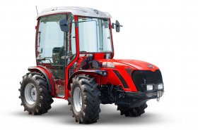 TRX 5800 o výkonu 50 koní je novým obousměrným traktorem od Antonio Carraro