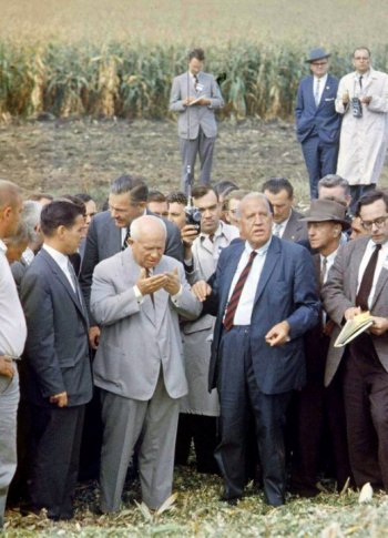 Nikita Sergejevič Chruščov na návštěvě v USA