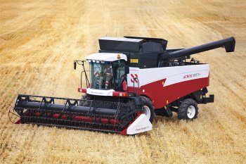 Pro zemědělce s pozemky o větší výměře je určen model ACROS 595 Plus