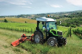 Zajímavý poměr hmotnosti a výkonu u malých traktorů. Deutz-Fahr s řadou 3 cílí na soukromé zemědělce