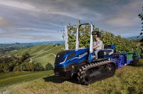 Italské vinařství chce být stoprocentně ekologické, nyní pořídilo traktory na biometan