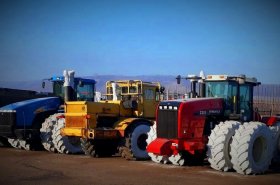 Zazimování strojů v Rusku. Proč mají některé traktory a kombajny bílé pneumatiky