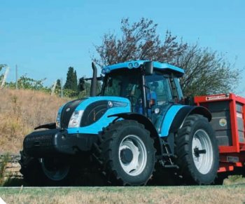Řada Landini Landpower, nástupce traktorů Landini Legend z roku 2005, byla následně svému předchůdci technicky velmi blízká, zdroj foto - prospekt Landini a tiskový materiál 