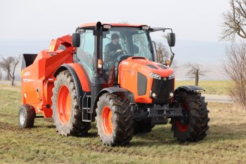 Traktory MGX jsou vyvíjeny a vyráběny v Japonsku – nápravy, převodovka a motor pochází z vlastní výroby. Zdroj foto - Milan Jedlička