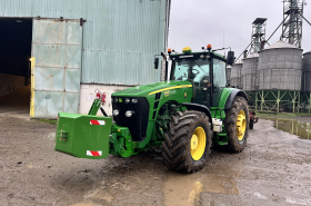 John Deere 8430: Zastane starší traktor to, co nový?