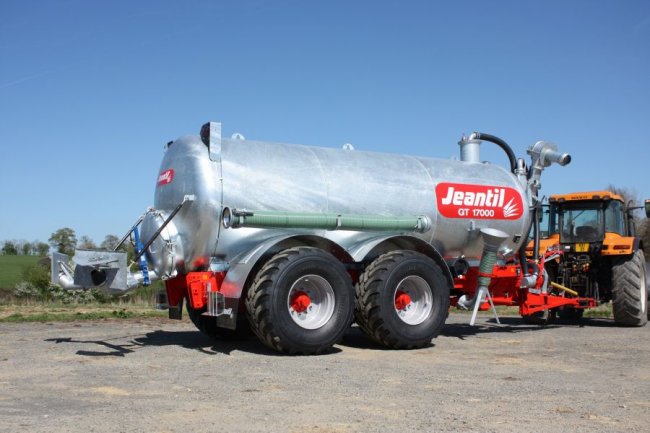 Jeantil je také výrobcem traktorových cisteren Jeantil GT a Jeantil GTi.