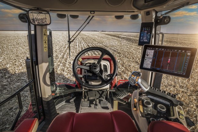 Nová kabina traktorů Case IH Quadtrac.