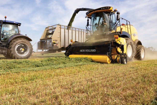 Řezačky New Holland FR Forage Cruisers se vyznačují nejnovějším vývojem přesných technologií zaměřených na poskytování inovací, které jsou praktické, snadno použitelné a otevřené pro všechny operátory.