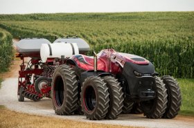 Autonomní traktor od CNH Industrial